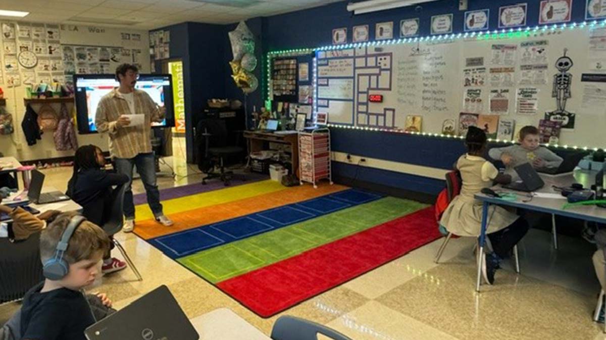 Michael Saltoures ’20 teaching in a classroom