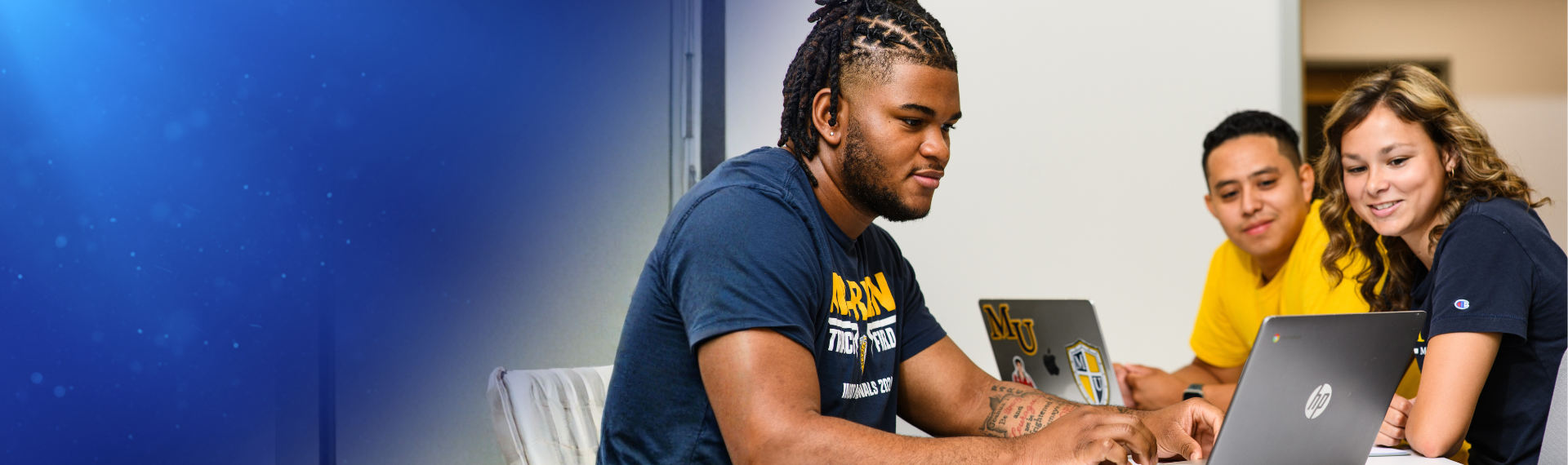 Business students working together