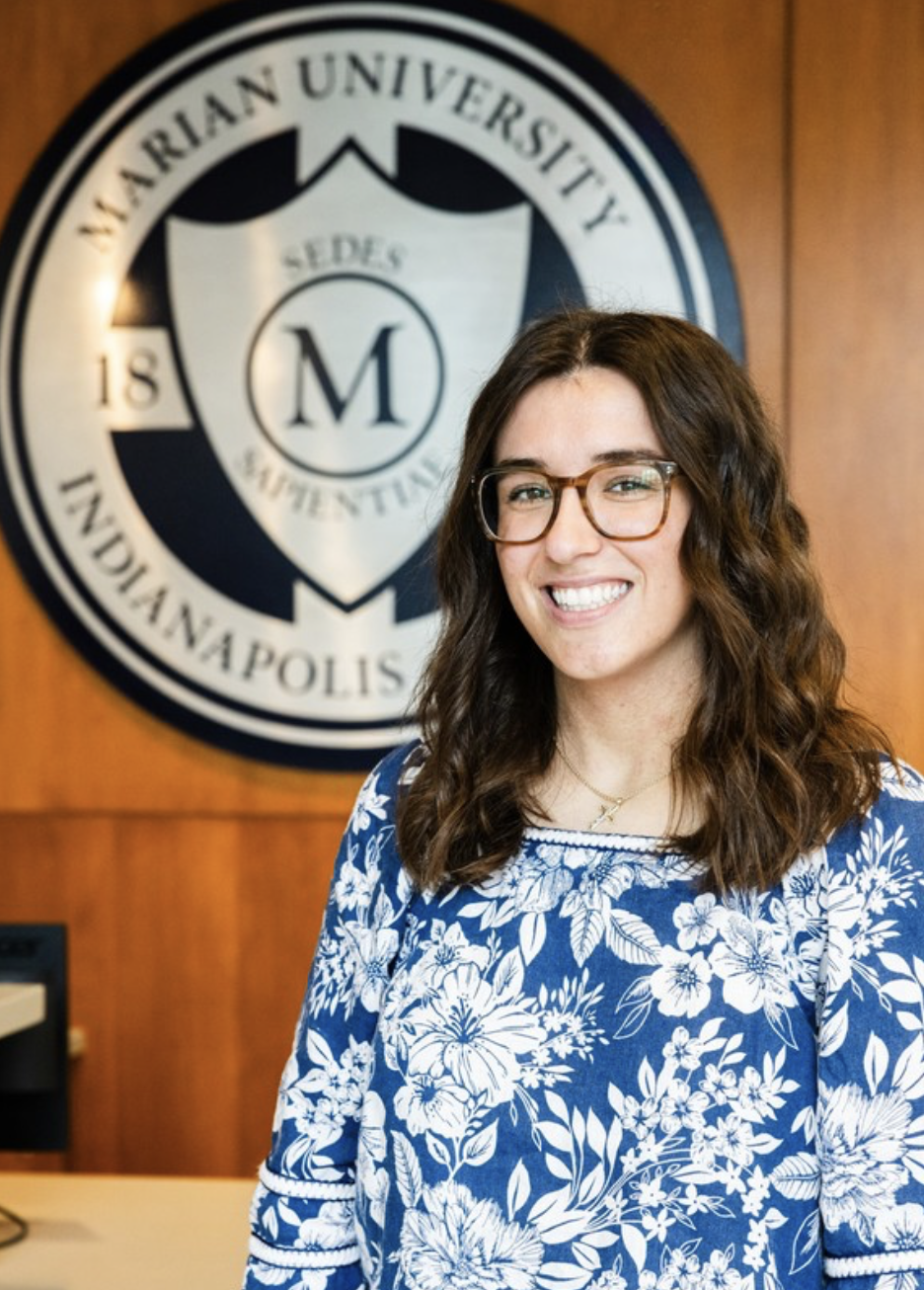 Julianne Lark Headshot