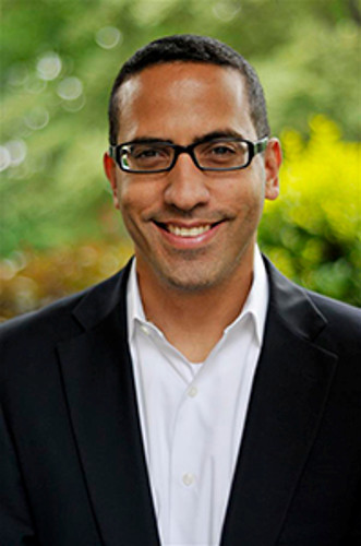 Joseph Diaz Headshot
