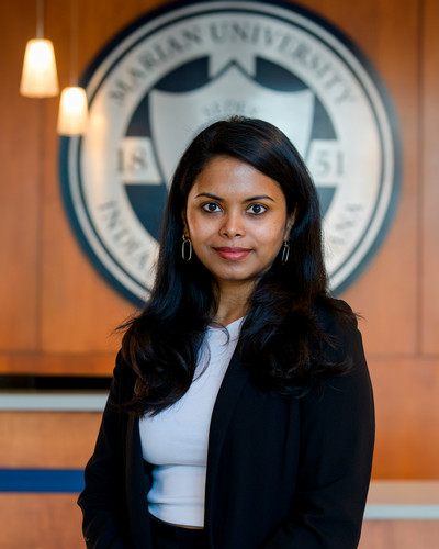 Rishani De Costa Headshot