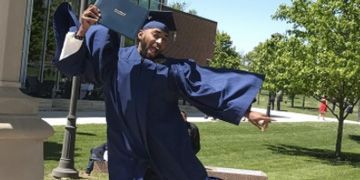 graduate-leap
