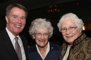 Sisters with Mayor 