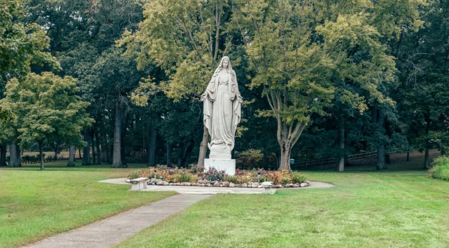 Statue of Mary